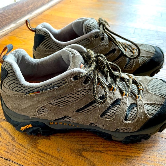 Merrill Moab Ventilator hiking shoe - Picture 1 of 6